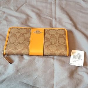 Coach tangerine/khaki wallet